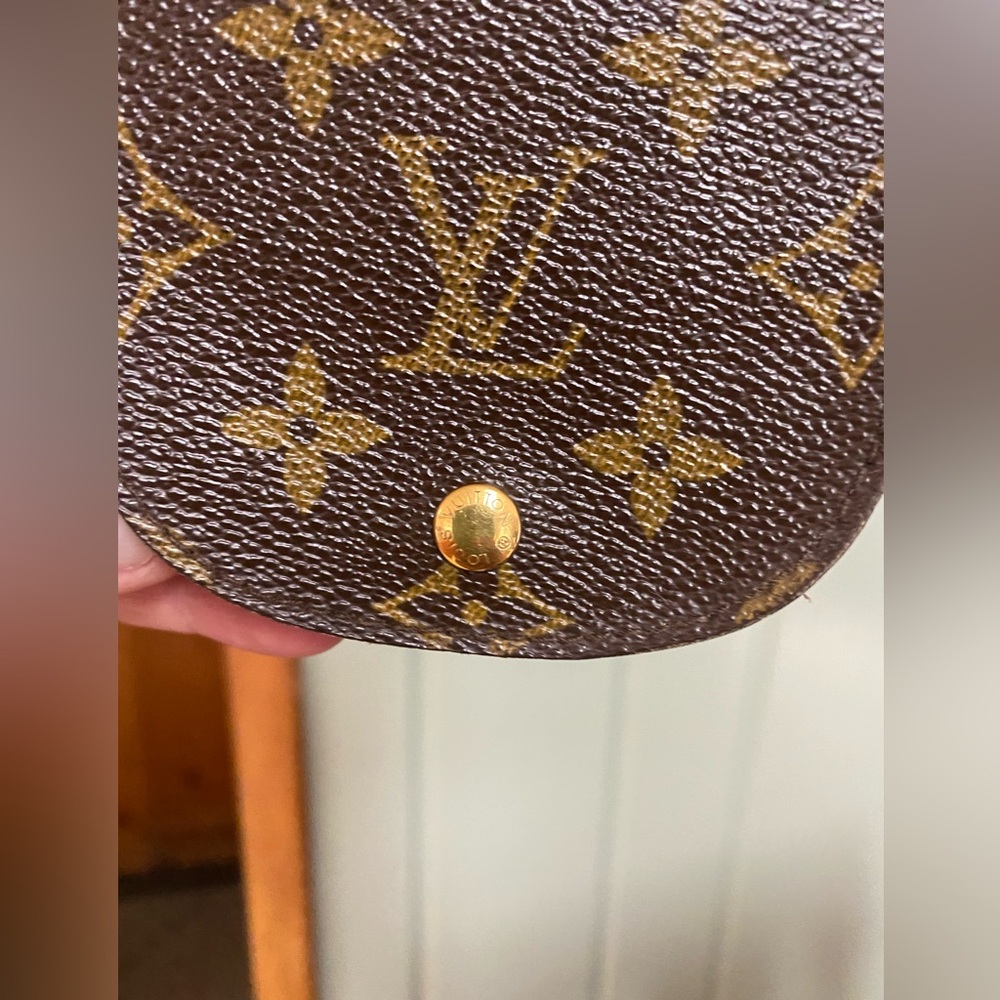 SOLD! Vintage Louis Vuitton Coin Pouch - Picture 2 of 14